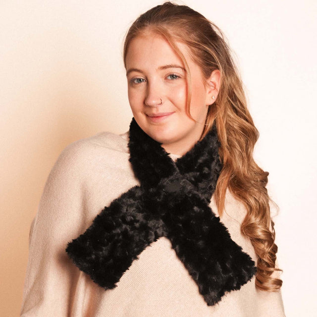 Teddy Fleece Pull Though - Black