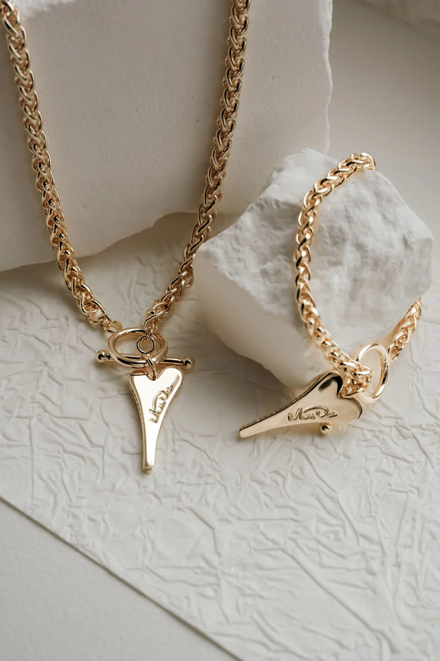 MD Gold TBar Bracelet with CZ Heart