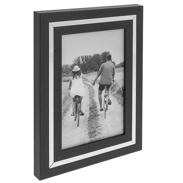 Grey Silver Band Frame 4' x 6'
