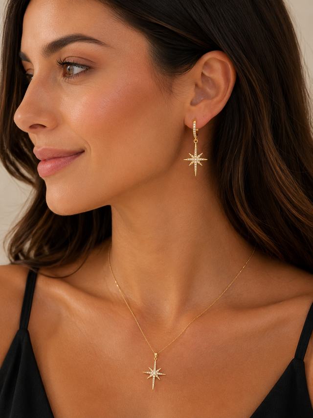 Crystal Star Necklace - Gold