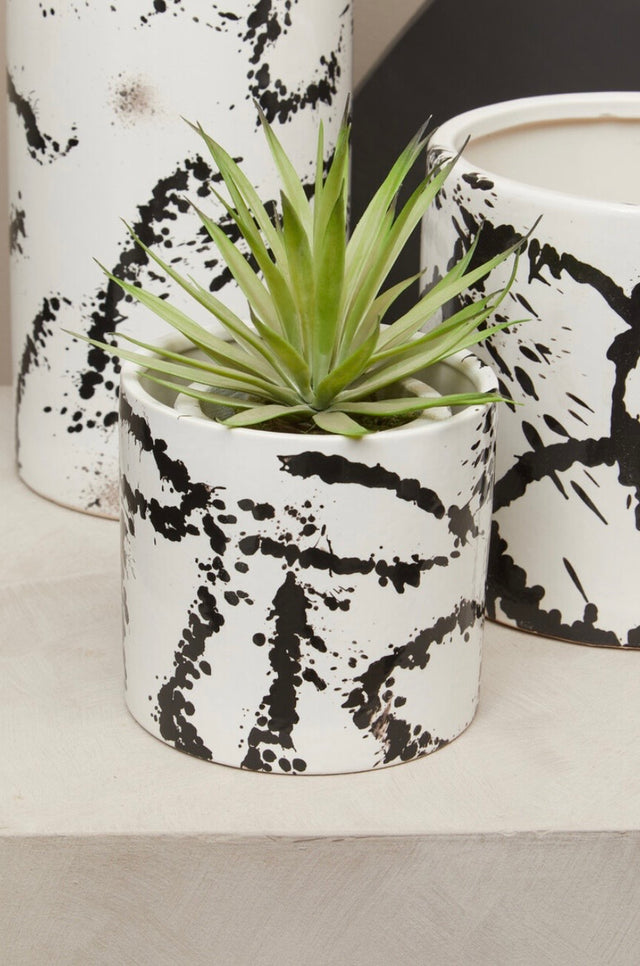 Sorrell Black/White Planter - Small
