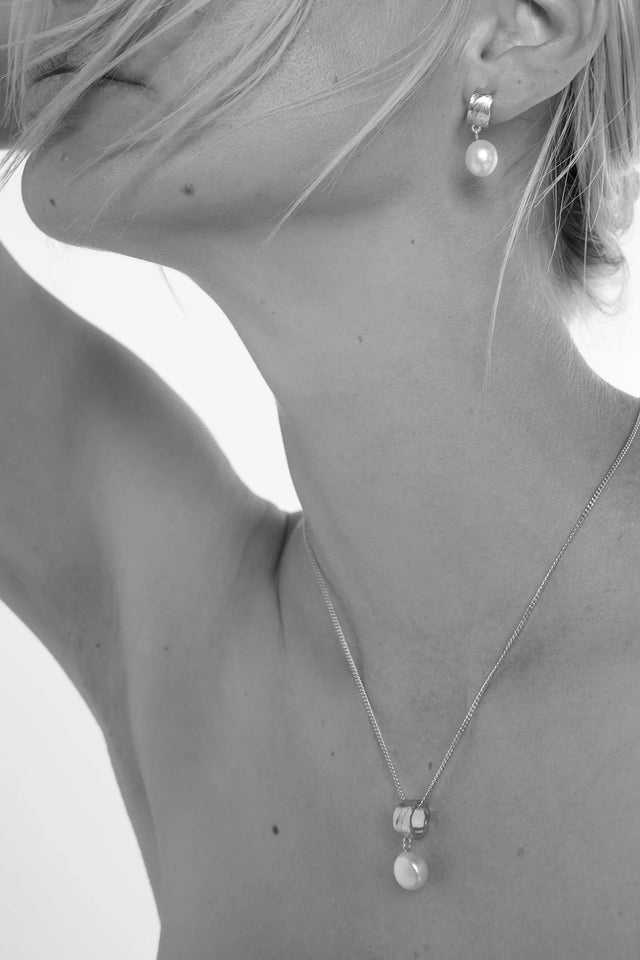 Tutti Freshwater Pearl Necklace Silver