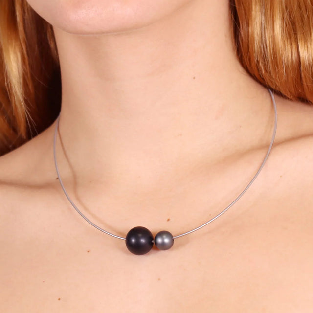 Frost Aura Ball Necklace - Black/Grey