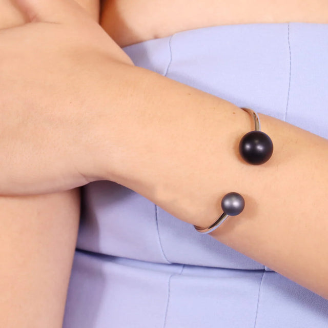 Frost Aura Ball Bangle Cuff - Black