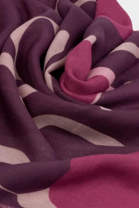 Katie Loxton Printed Heart Scarf - Cherry