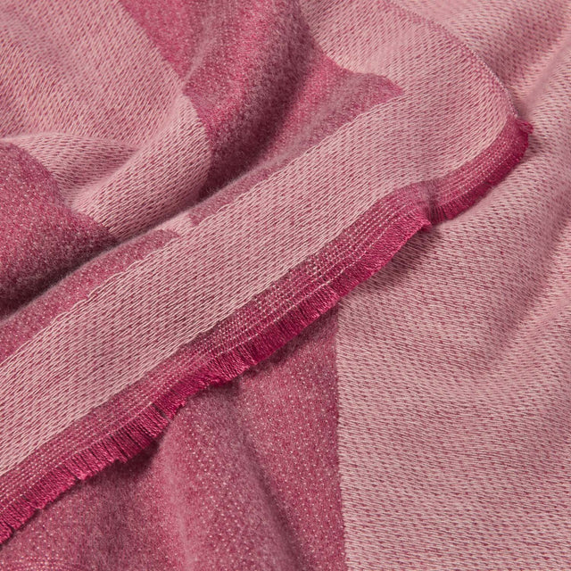 Katie Loxton Diamond Blanket Scarf - Pink/Burgundy