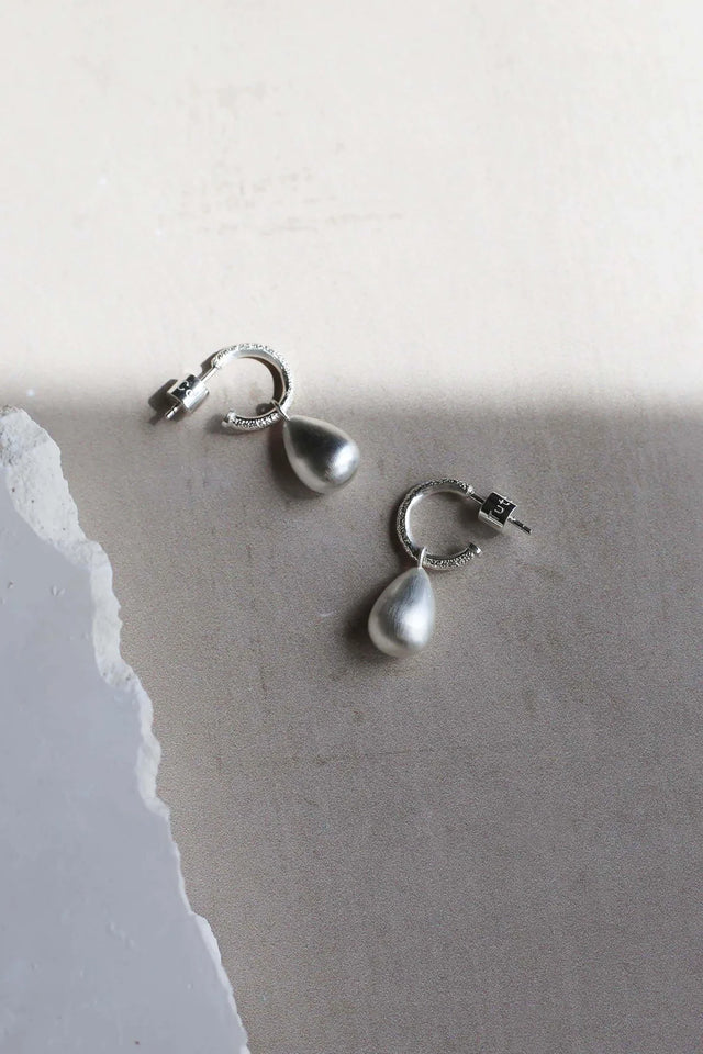 Tutti Pebble Earrings - Silver