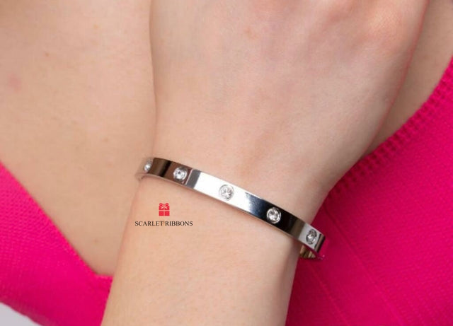 Solid Bangle with crystals - Silver