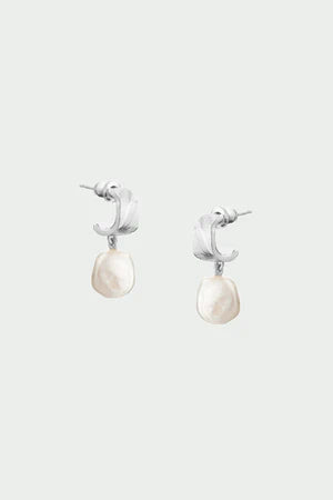 Tutti Freshwater Pearl Earrings - Silver