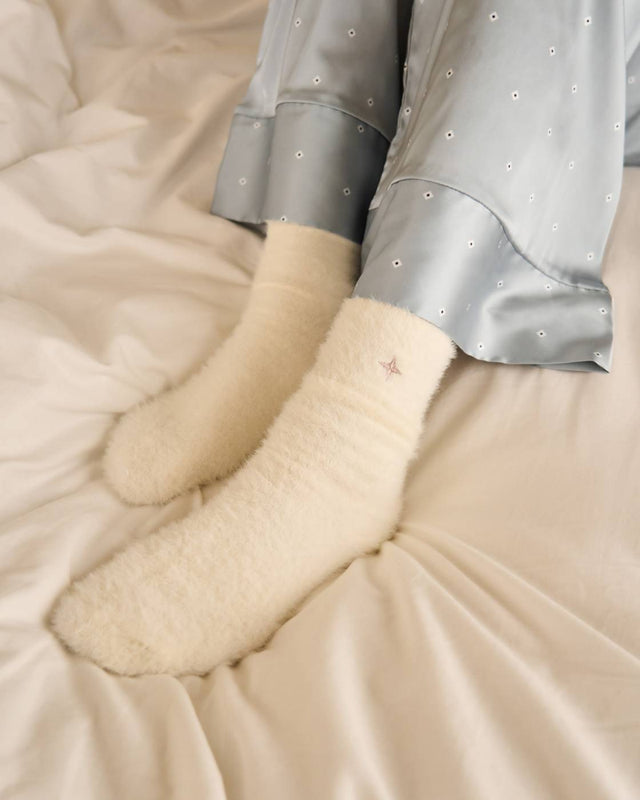 Katie Loxton Gift Boxed Star Fluffy Socks - Off White
