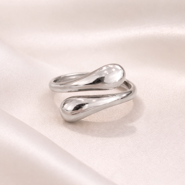 Teardrop Ring - Silver