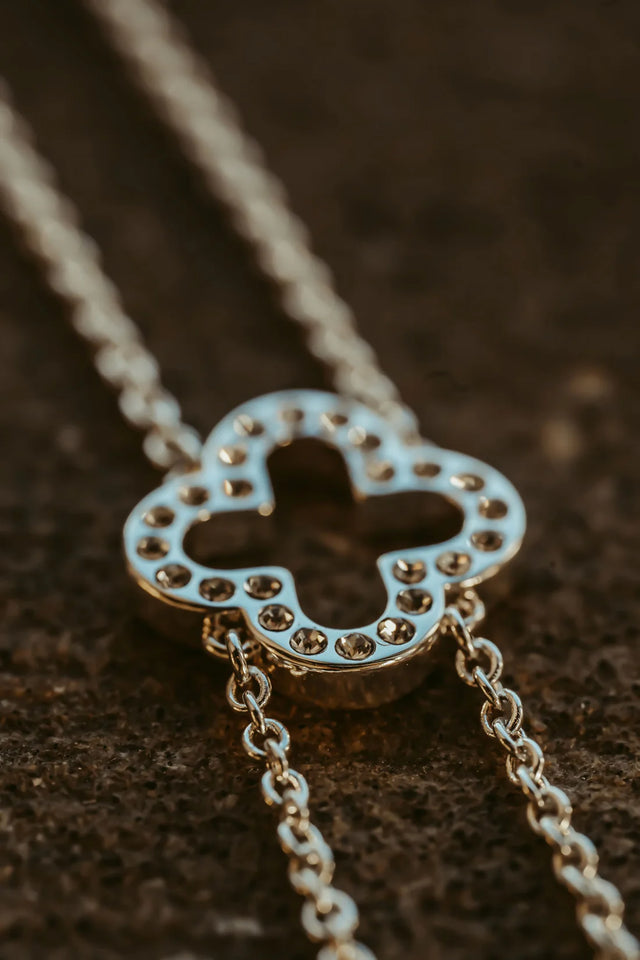 Miss Dee Silver Necklace with Clover and 2 Hearts