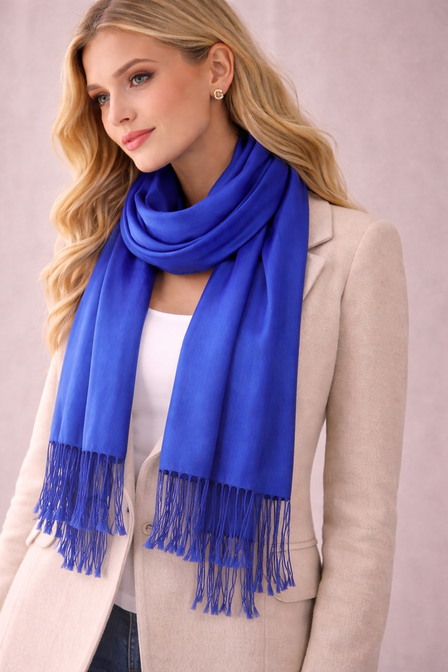 Lightweight Scarf with Fringes - Blue