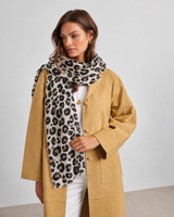 Katie Loxton Printed Scarf - Leopard - Off White/Black