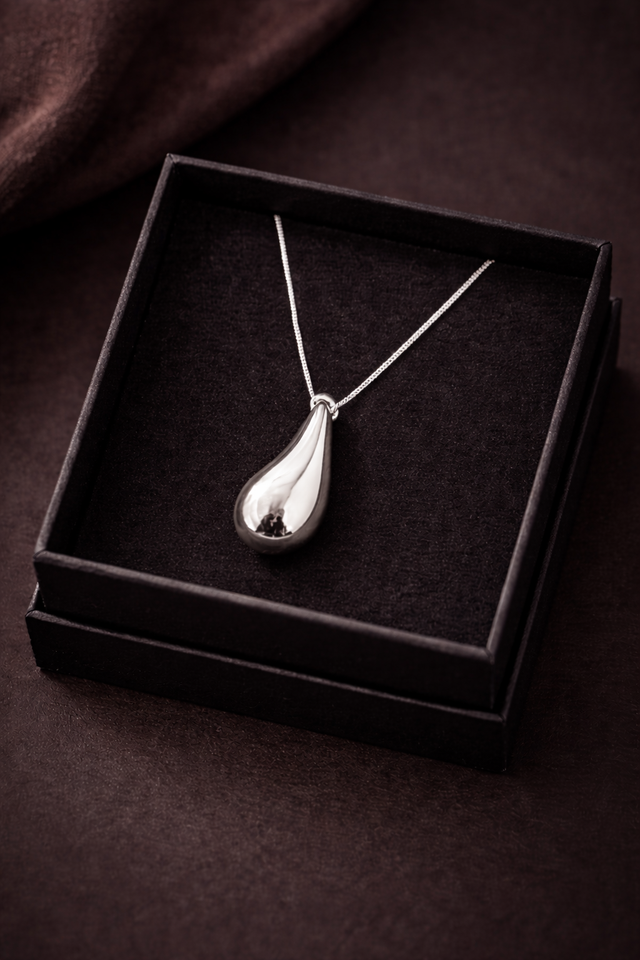Teardrop Necklace - Silver
