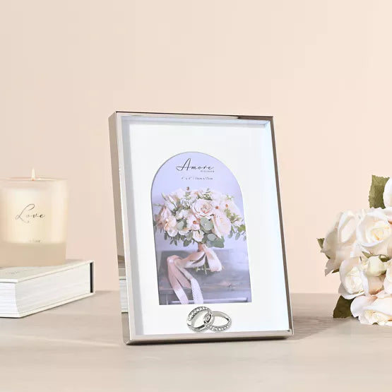 Arch 4' x 6' Photo Frame with Rings