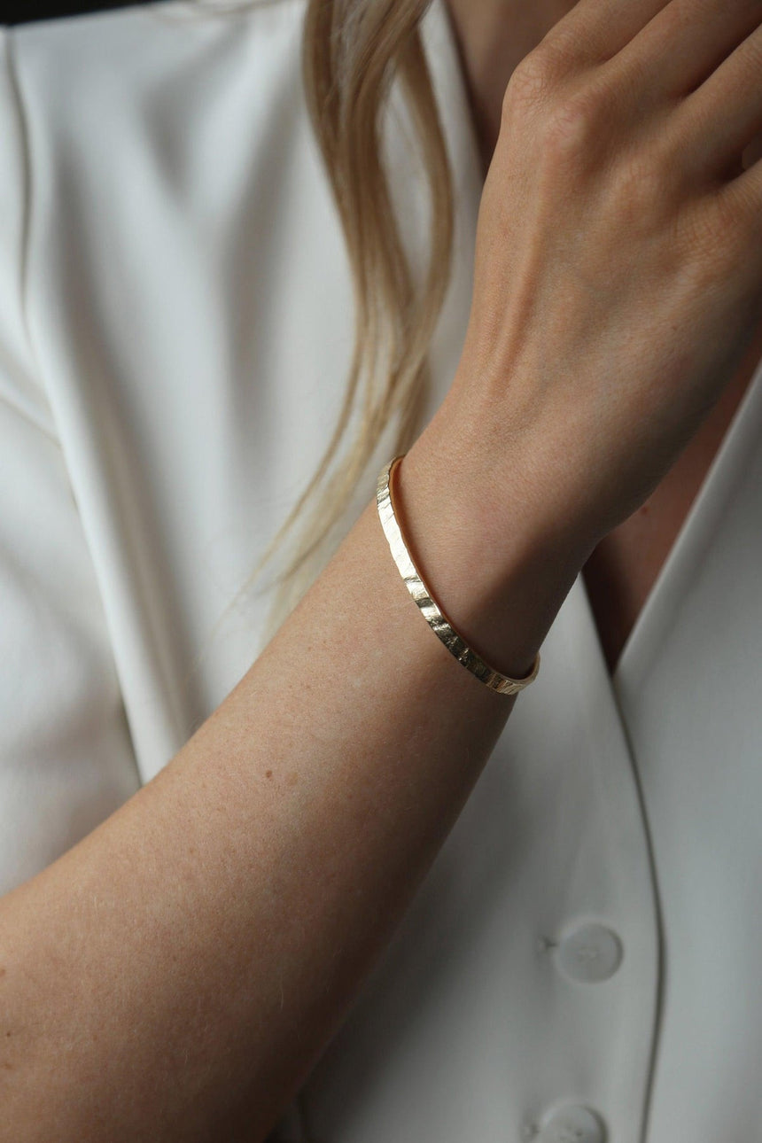 Tutti Amble Bangle Gold