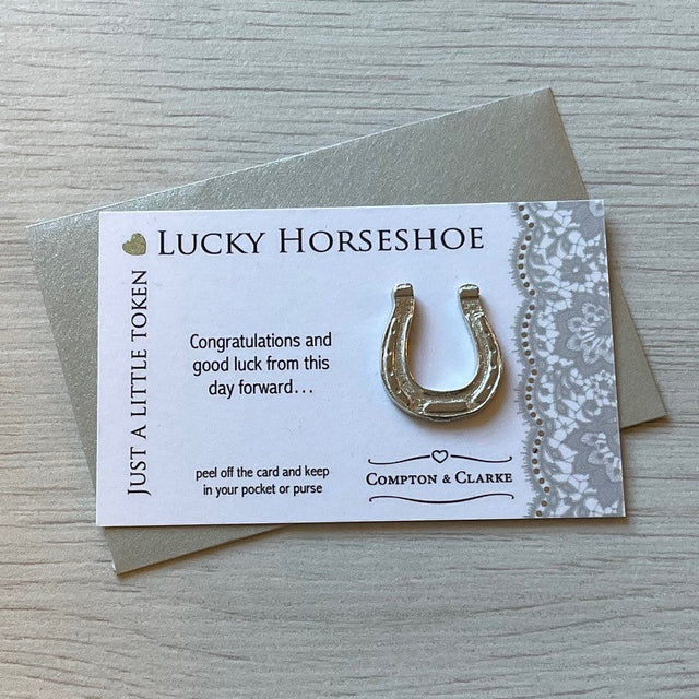 Lucky Horseshoe Pocket Card