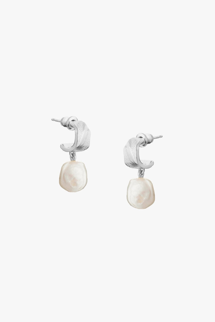 Tutti Freshwater Pearl Earrings Gold