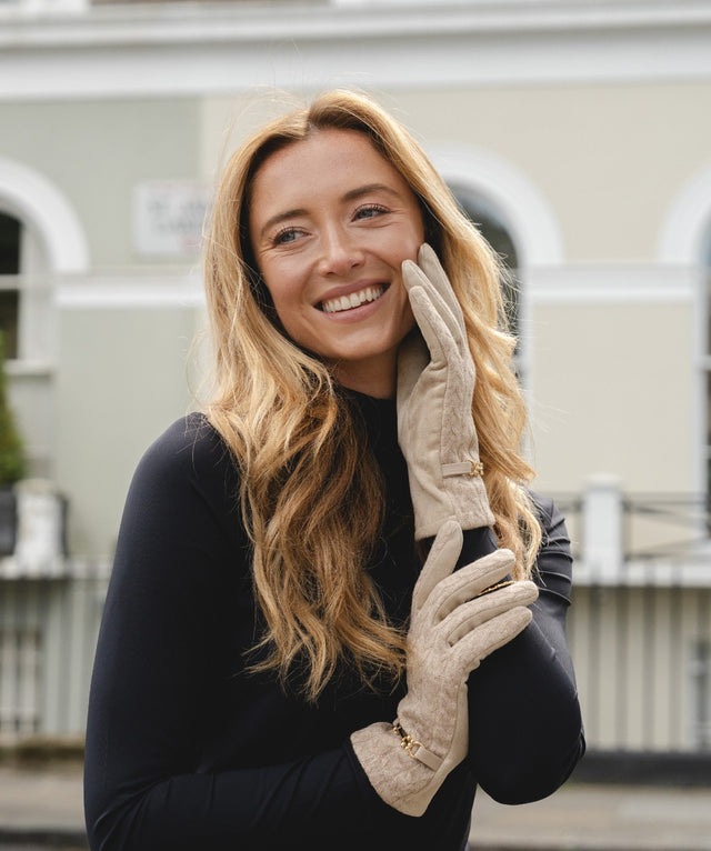 Knitted Horse Bit Detail Glove - Beige