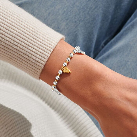 Joma Revi Textured Heart Bracelet