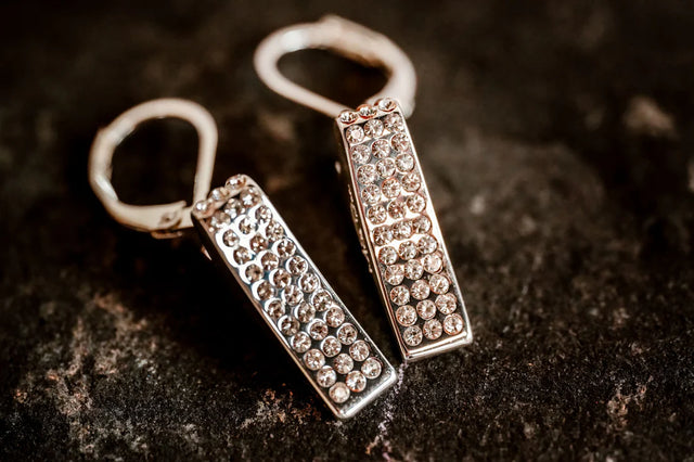 Miss Dee Silver Earrings with Hanging Heart