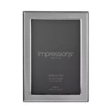 Silver Textured 4' x 6' Photo Frame