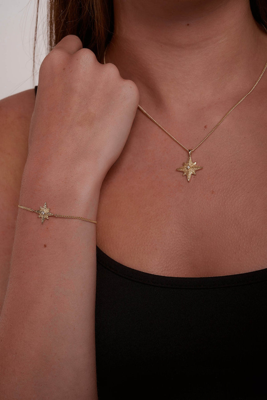 Tutti Faith Star Necklace Gold