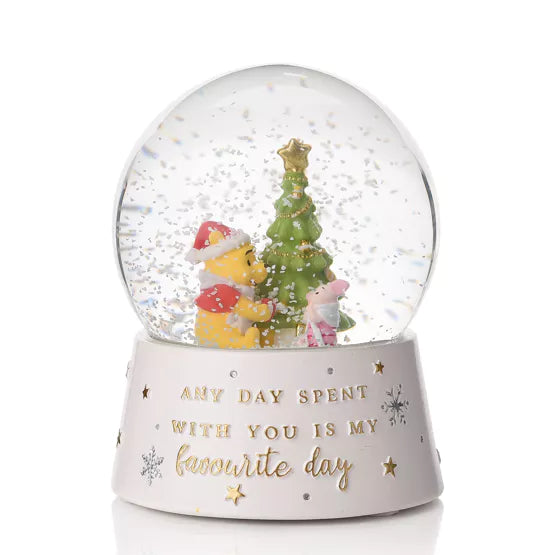 Winnie the Pooh Christmas Snow Globe