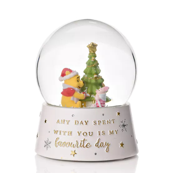 Winnie the Pooh Christmas Snow Globe