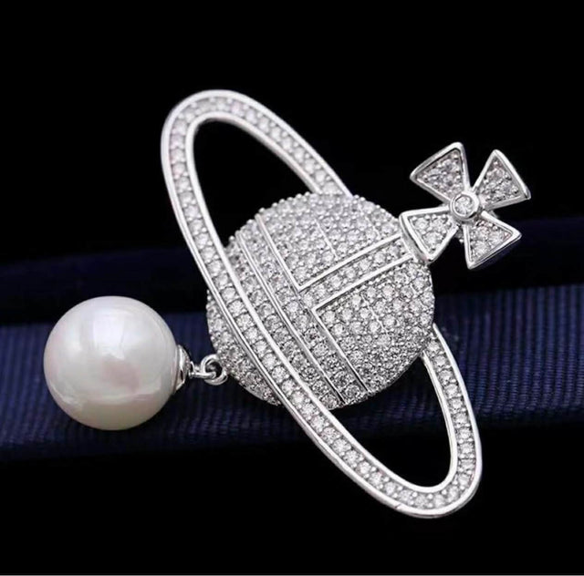 Orb Crown Brooch with Pearl - Silver