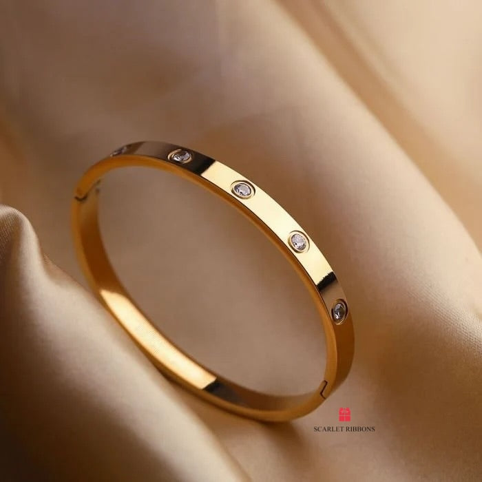 Solid Bangle with crystals - Gold