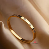 Solid Bangle with crystals - Gold