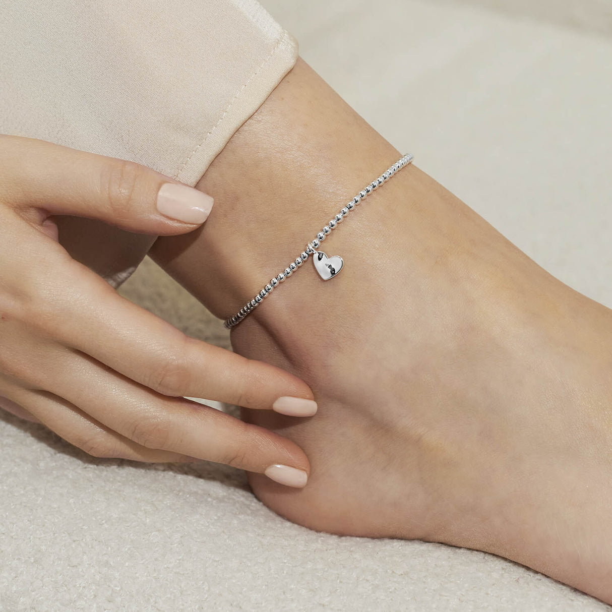 Joma Silver Hammered Heart Anklet