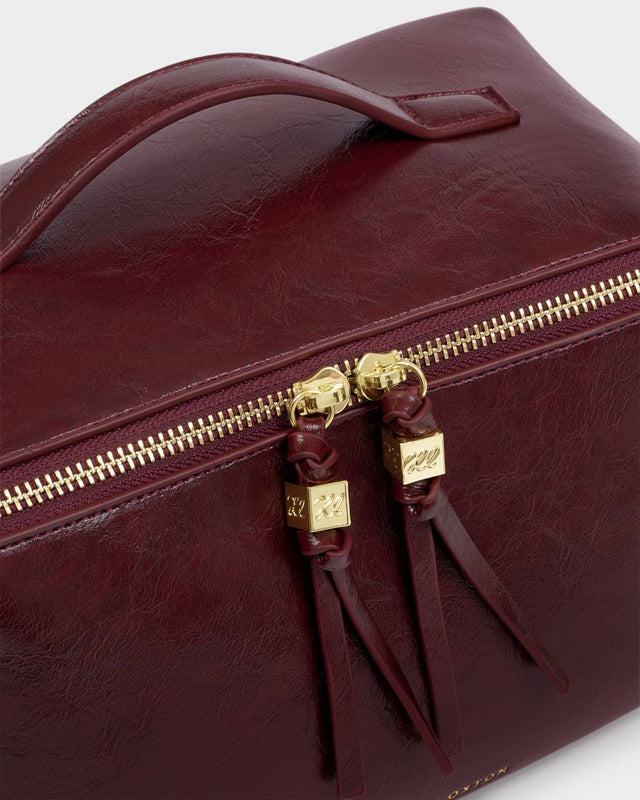 Katie Loxton Soho Large Make Up / Wash Bag - Cherry